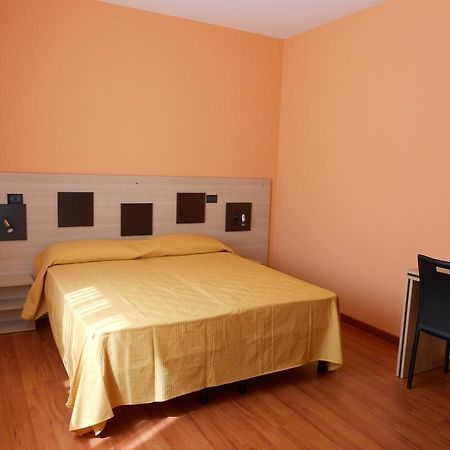 Alta Marea Hotel Gioiosa Marea Luaran gambar