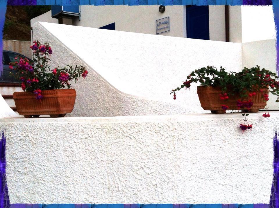 Alta Marea Hotel Gioiosa Marea Luaran gambar
