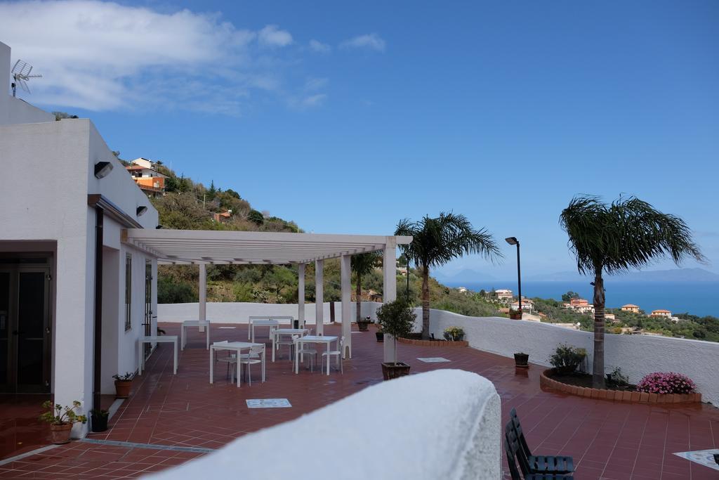 Alta Marea Hotel Gioiosa Marea Luaran gambar