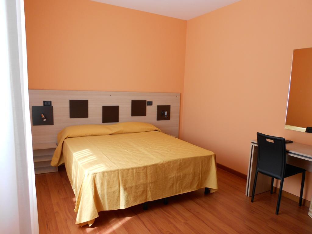 Alta Marea Hotel Gioiosa Marea Luaran gambar